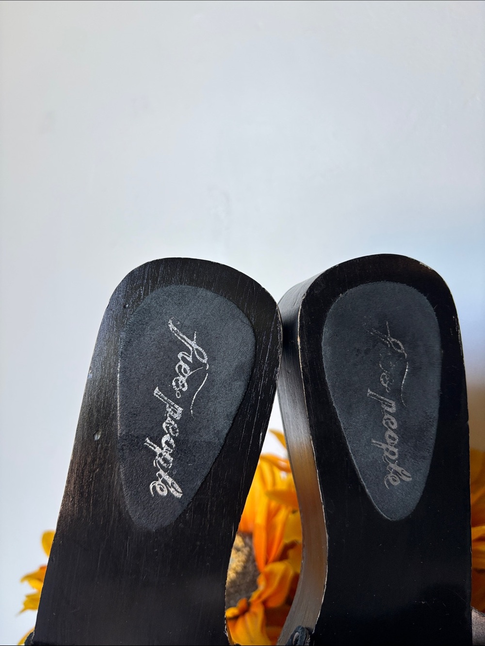 Free People Westtown Slide Leather Wooden Clog Sandals Suede Size 39 - Picture 3 of 10